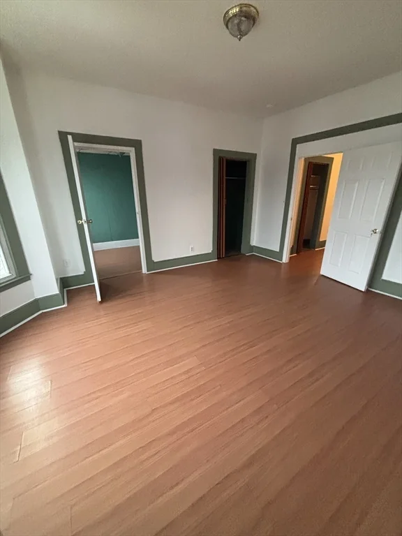5 bed, 1 bath apartment for rent at 210 Lexington Unit 3, Eagle Hill — photo 19 of 24