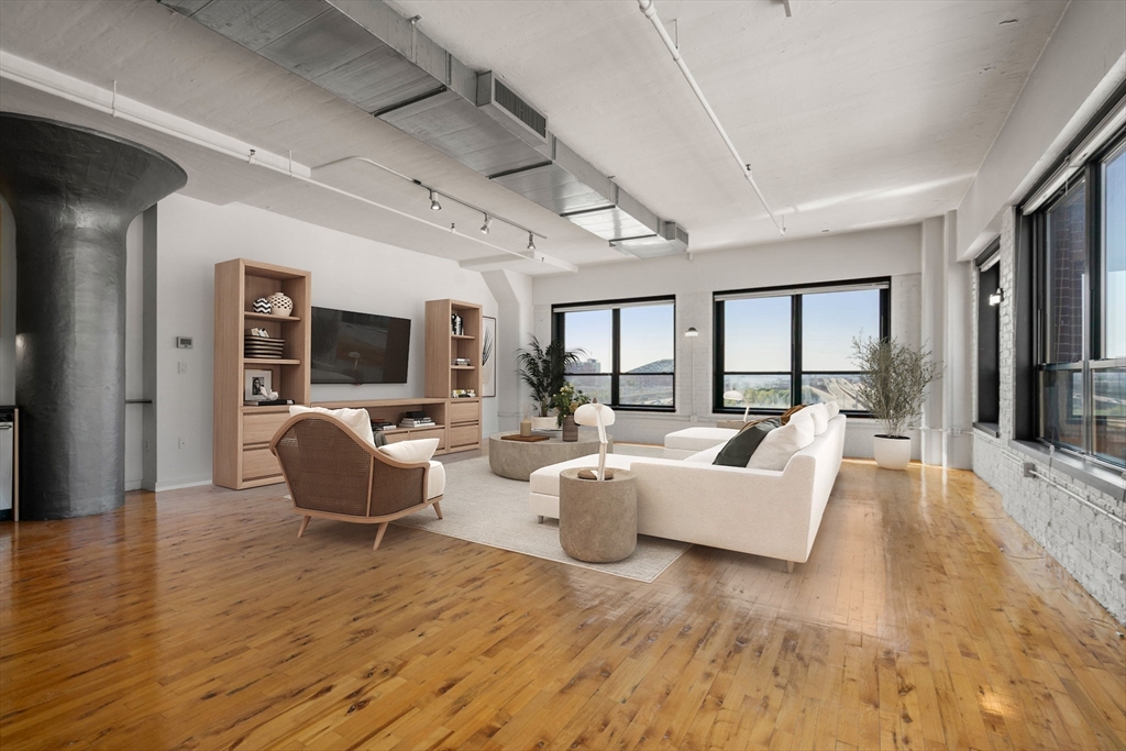 3 bed, 2 bath apartment for rent at 210 Lincoln St Unit 601, Leather District