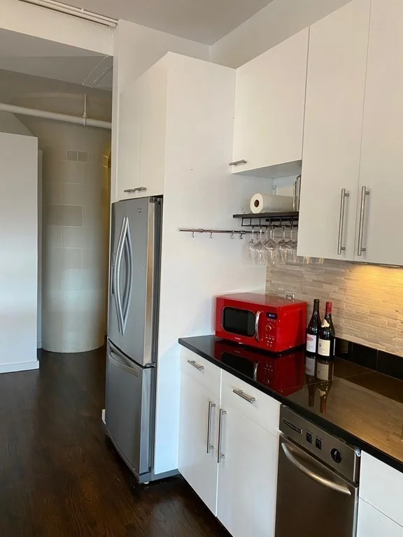 2 bed, 2 bath apartment for rent at 210 Lincoln Unit 301, Leather District — photo 9 of 32