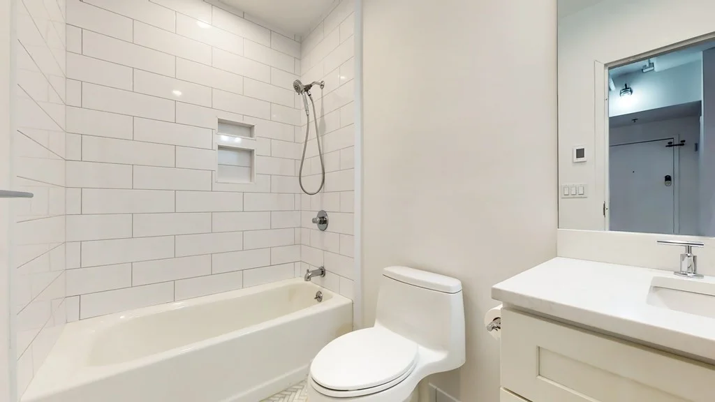 3 bed, 3 bath apartment for rent at 210 Lincoln Unit PH 901/902, Leather District — photo 21 of 26