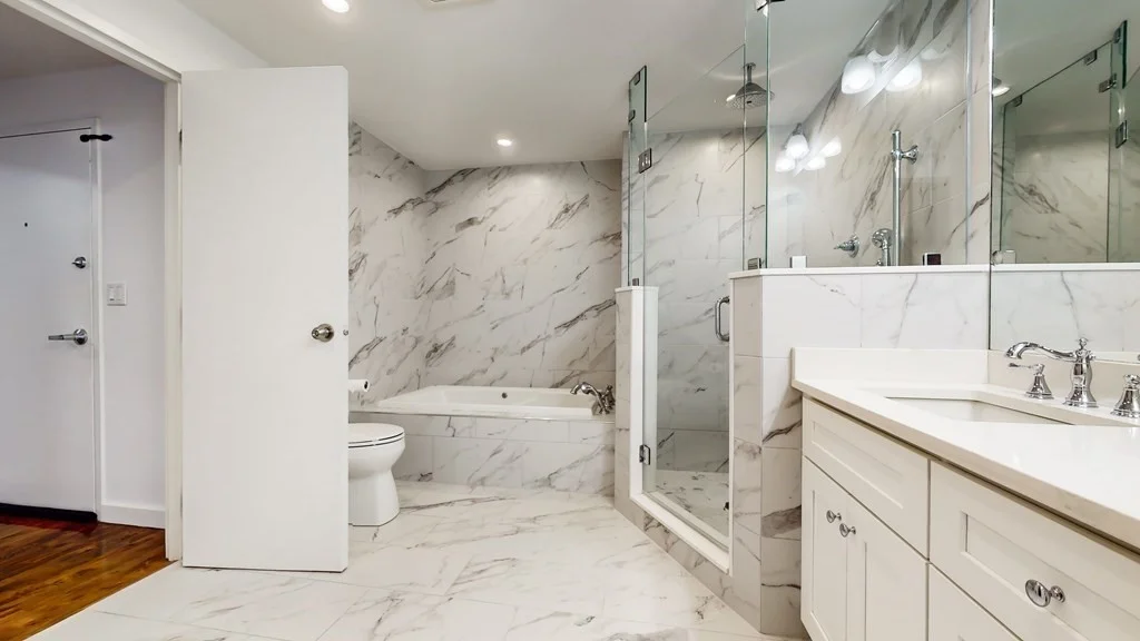 3 bed, 3 bath apartment for rent at 210 Lincoln Unit PH 901/902, Leather District — photo 13 of 26