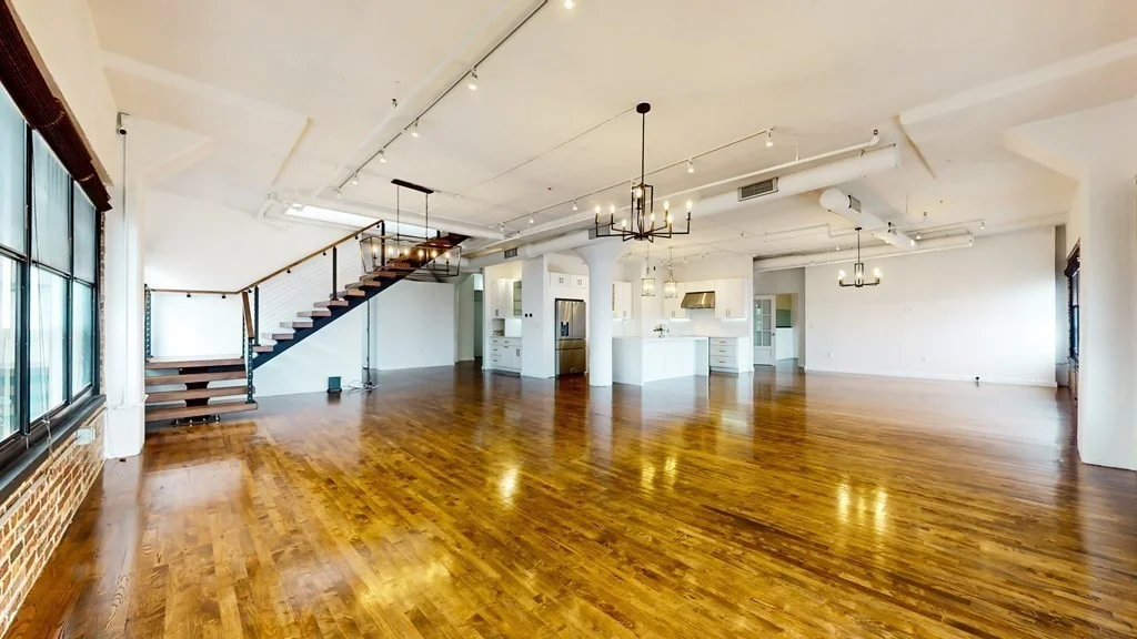 3 bed, 3 bath apartment for rent at 210 Lincoln Unit PH 901/902, Leather District — photo 4 of 26