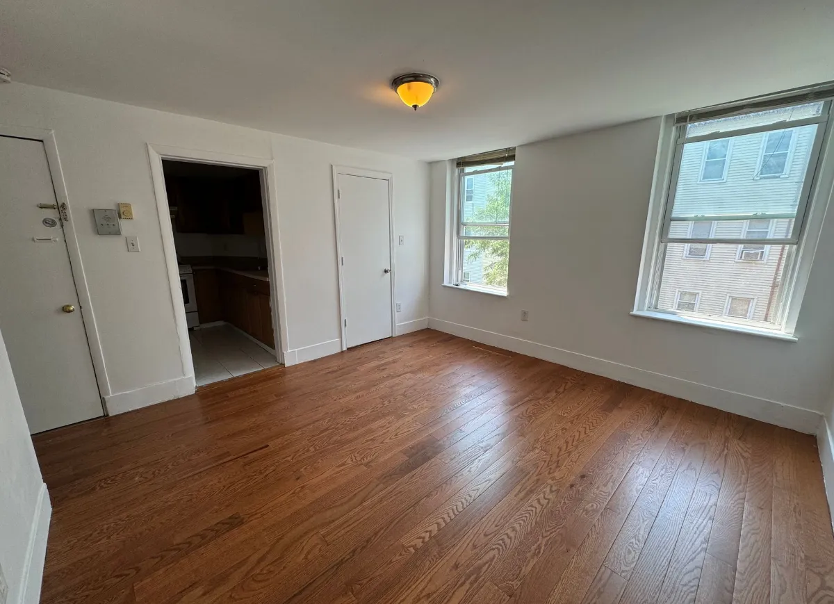 1 bed, 1 bath apartment for rent at 210 Maverick St Unit 2, East Boston — photo 4 of 10