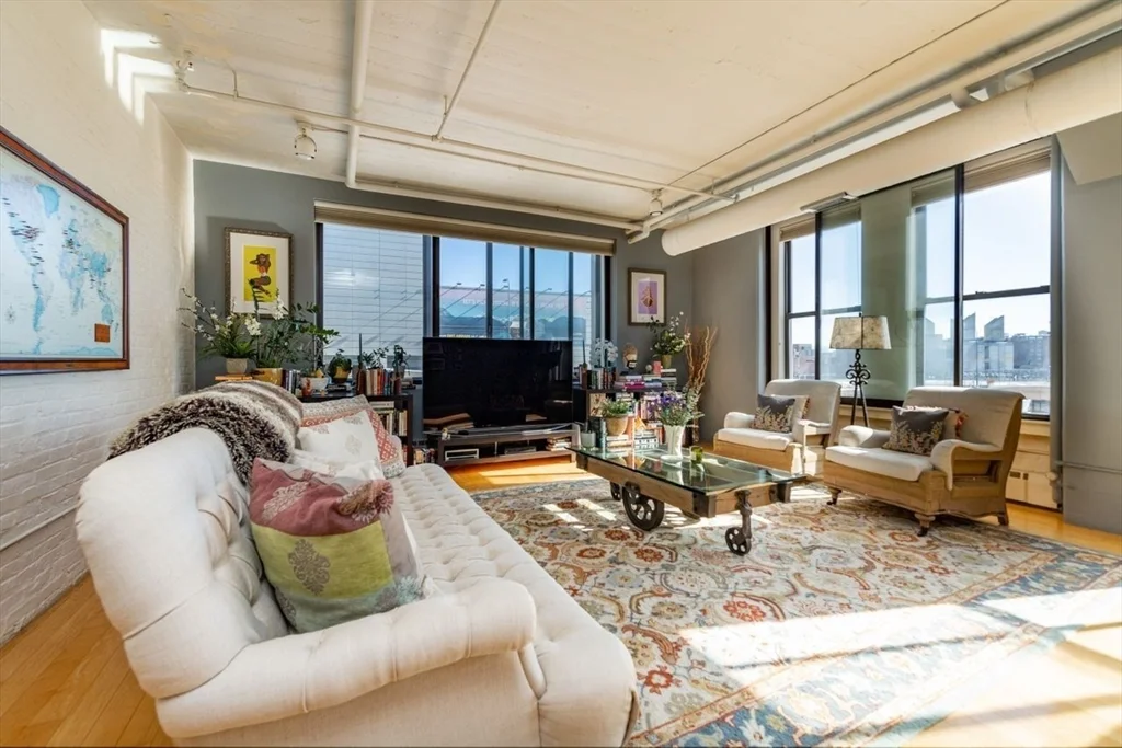 2 bed, 2 bath apartment for rent at 210 South St Unit 5-5, Leather District — photo 2 of 14