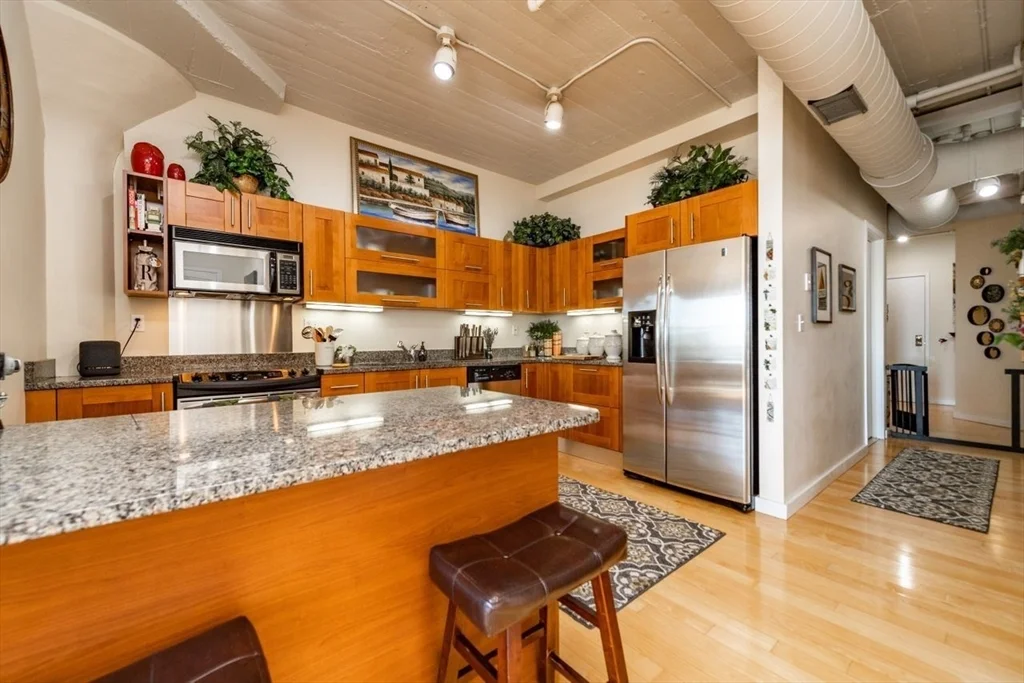 2 bed, 2 bath apartment for rent at 210 South St Unit 5-5, Leather District — photo 4 of 14
