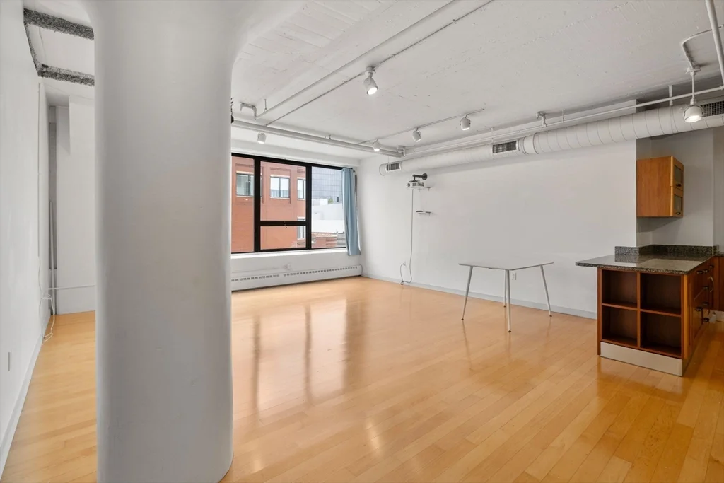1 bed, 2 bath apartment for rent at 210 South St Unit 9-3, Leather District — photo 5 of 27
