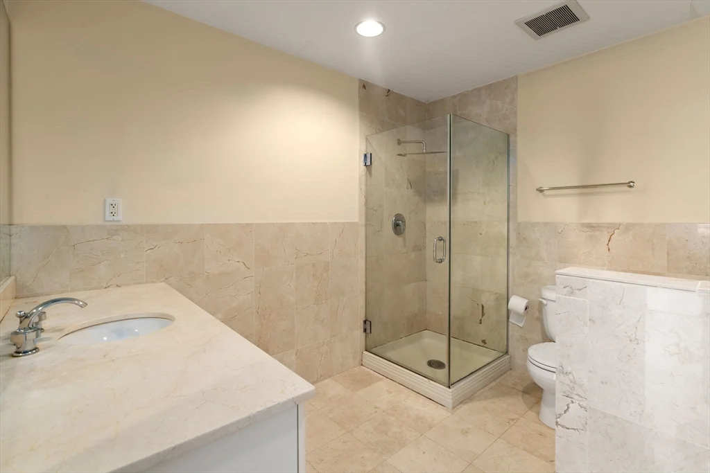 1 bed, 2 bath apartment for rent at 210 South St Unit 9-3, Leather District — photo 18 of 27