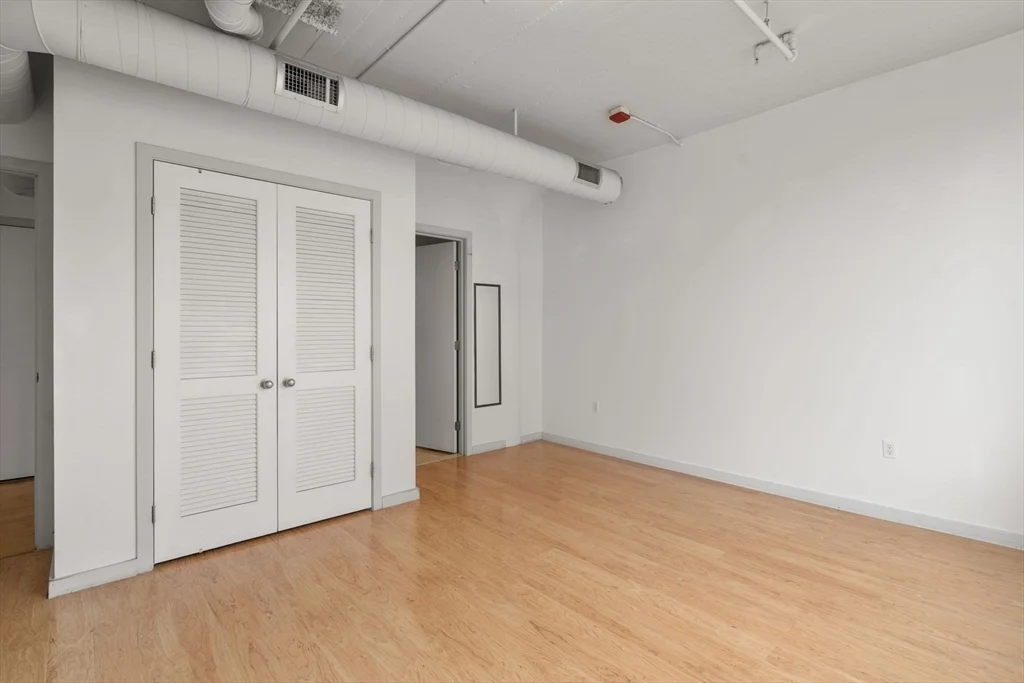 1 bed, 2 bath apartment for rent at 210 South St Unit 9-3, Leather District — photo 16 of 27