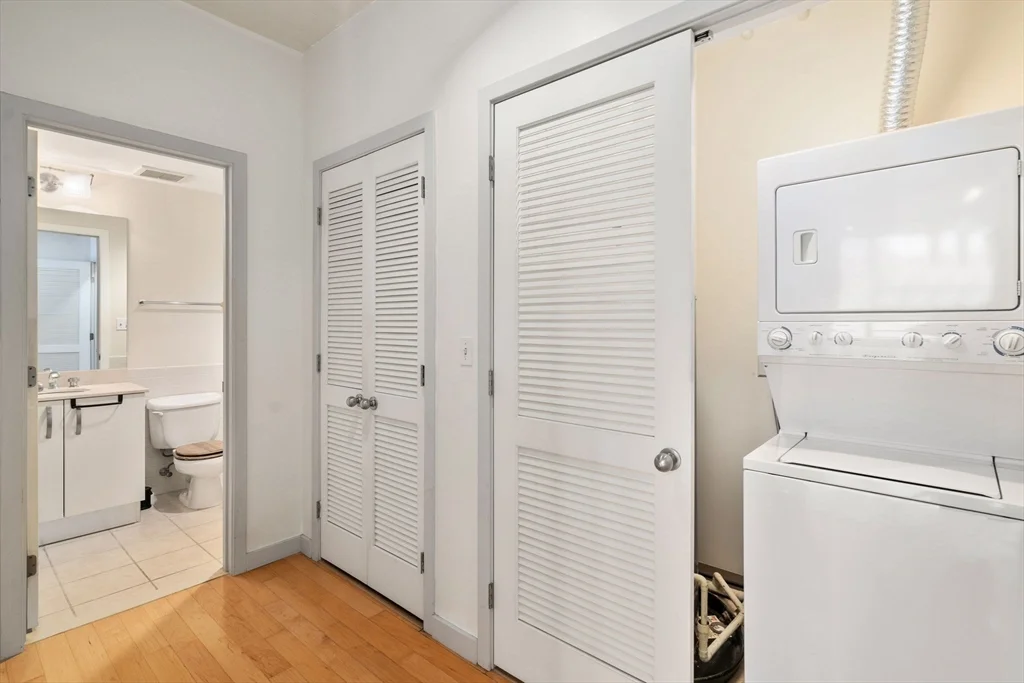 1 bed, 2 bath apartment for rent at 210 South St Unit 9-3, Leather District — photo 22 of 27