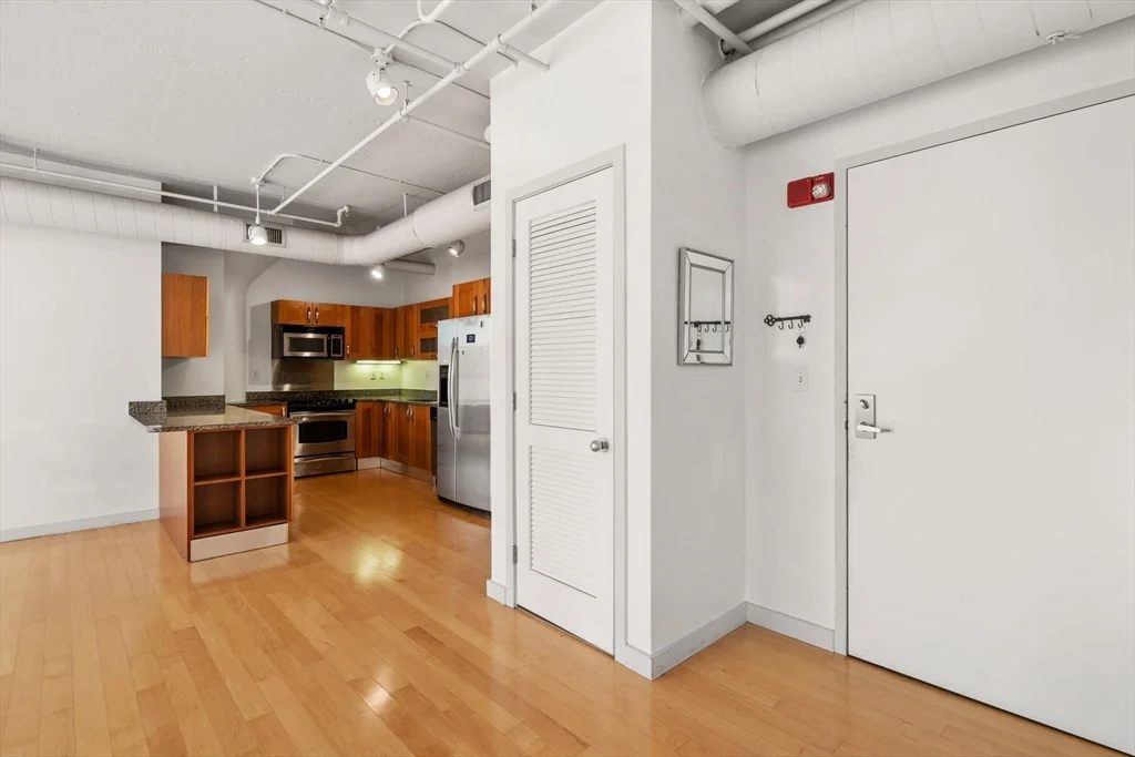 1 bed, 2 bath apartment for rent at 210 South St Unit 9-3, Leather District — photo 13 of 27