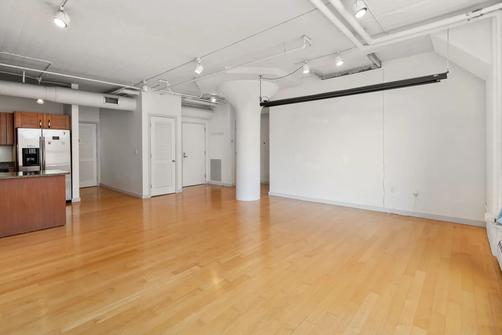 1 bed, 2 bath apartment for rent at 210 South St Unit 9-3, Leather District — photo 8 of 27