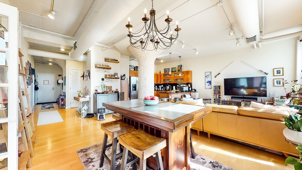 2 bed, 2 bath apartment for rent at 210 South Unit 5-2, Leather District — photo 2 of 30