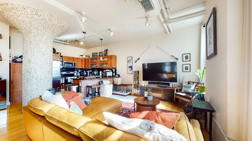 2 bed, 2 bath apartment for rent at 210 South Unit 5-2, Leather District — photo 16 of 30