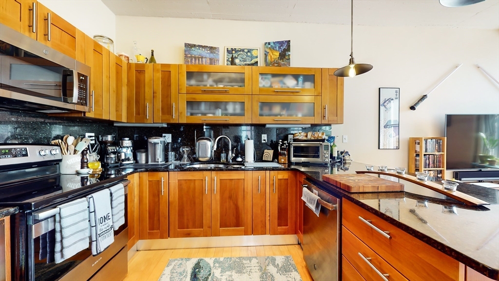 2 bed, 2 bath apartment for rent at 210 South Unit 5-2, Leather District — photo 11 of 30