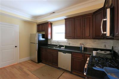 3 bed, 2 bath apartment for rent at 210 Summer St Unit 2, Spring Hill — photo 1 of 16