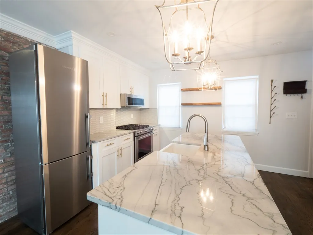 2 bed, 2 bath apartment for rent at 210 Third St Unit 1, East Cambridge — photo 6 of 33