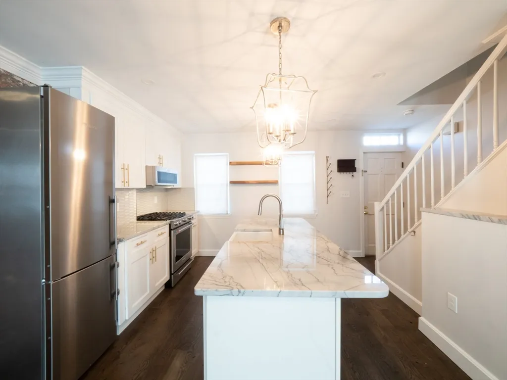 2 bed, 2 bath apartment for rent at 210 Third St Unit 1, East Cambridge — photo 4 of 33