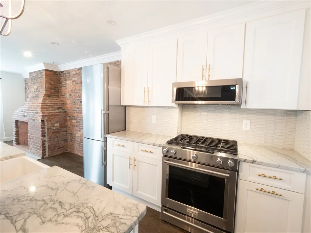 2 bed, 2 bath apartment for rent at 210 Third St Unit 1, East Cambridge — photo 2 of 33