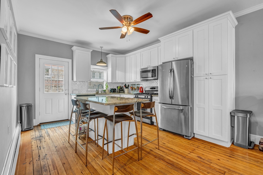 4 bed, 2 bath apartment for rent at 210 W 8th Unit SF, South Boston — photo 1 of 17