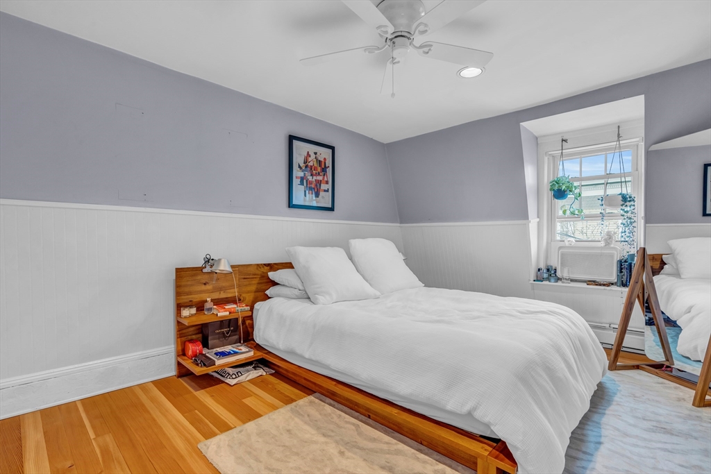 4 bed, 2 bath apartment for rent at 210 W 8th Unit SF, South Boston — photo 13 of 17