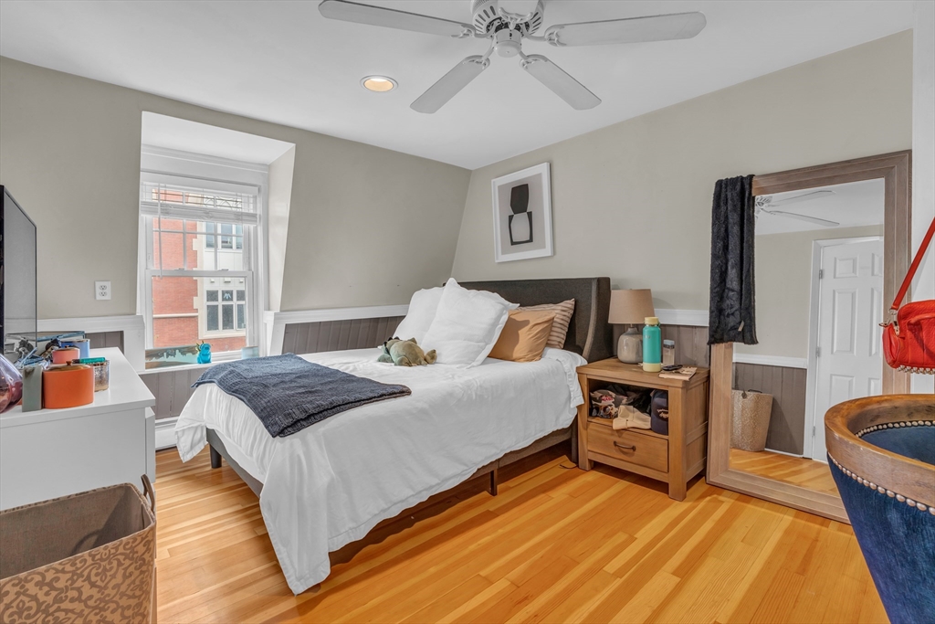 4 bed, 2 bath apartment for rent at 210 W 8th Unit SF, South Boston — photo 11 of 17