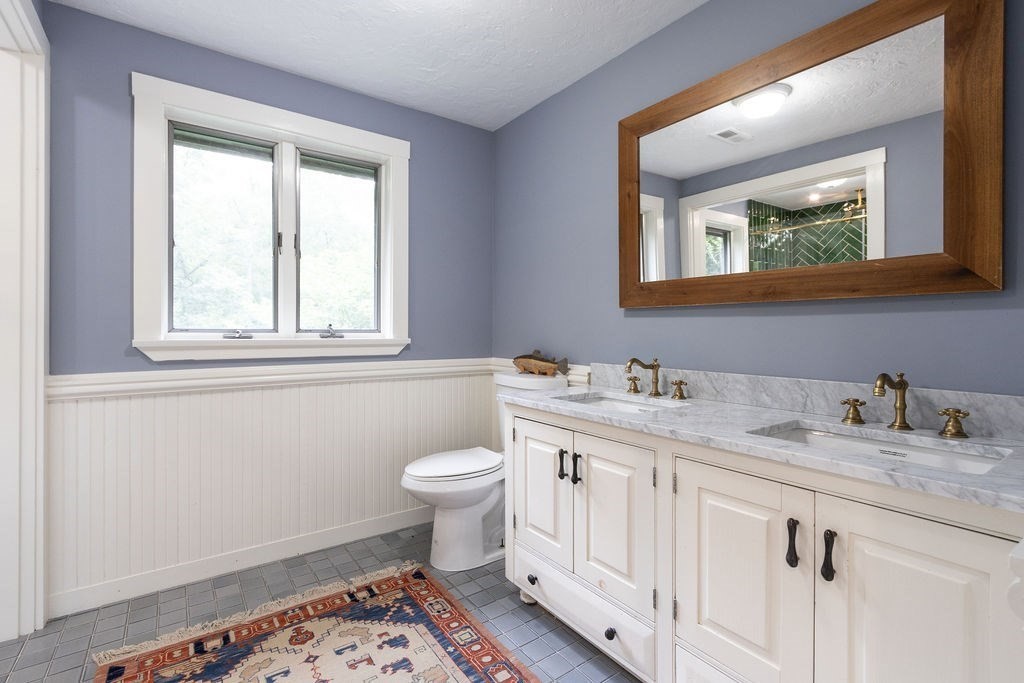 4 bed, 2 bath apartment for rent at 210 Washington St, Sherborn — photo 25 of 34