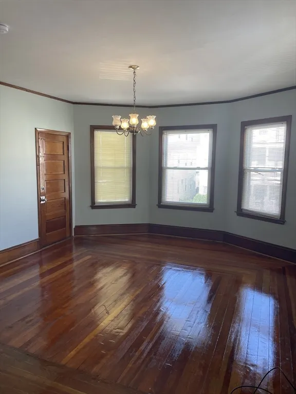 3 bed, 1 bath apartment for rent at 210 Whitman St Unit 2, Far North — photo 12 of 14