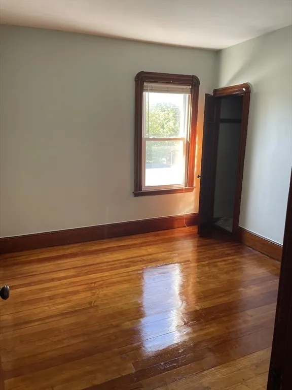 3 bed, 1 bath apartment for rent at 210 Whitman St Unit 2, Far North — photo 14 of 14