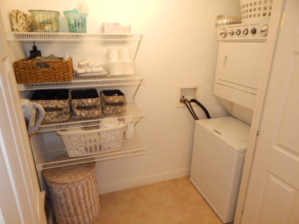 1 bed, 1 bath apartment for rent at 2105 Briarwood Village Unit 2105, Clinton — photo 15 of 34