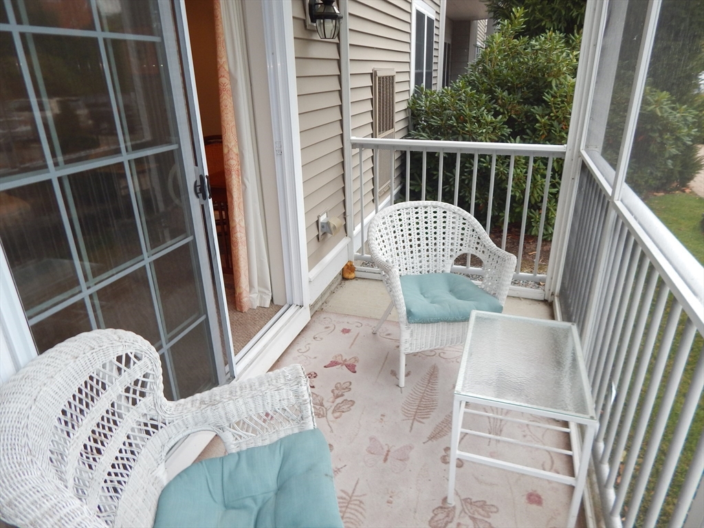 1 bed, 1 bath apartment for rent at 2105 Briarwood Village Unit 2105, Clinton — photo 22 of 34
