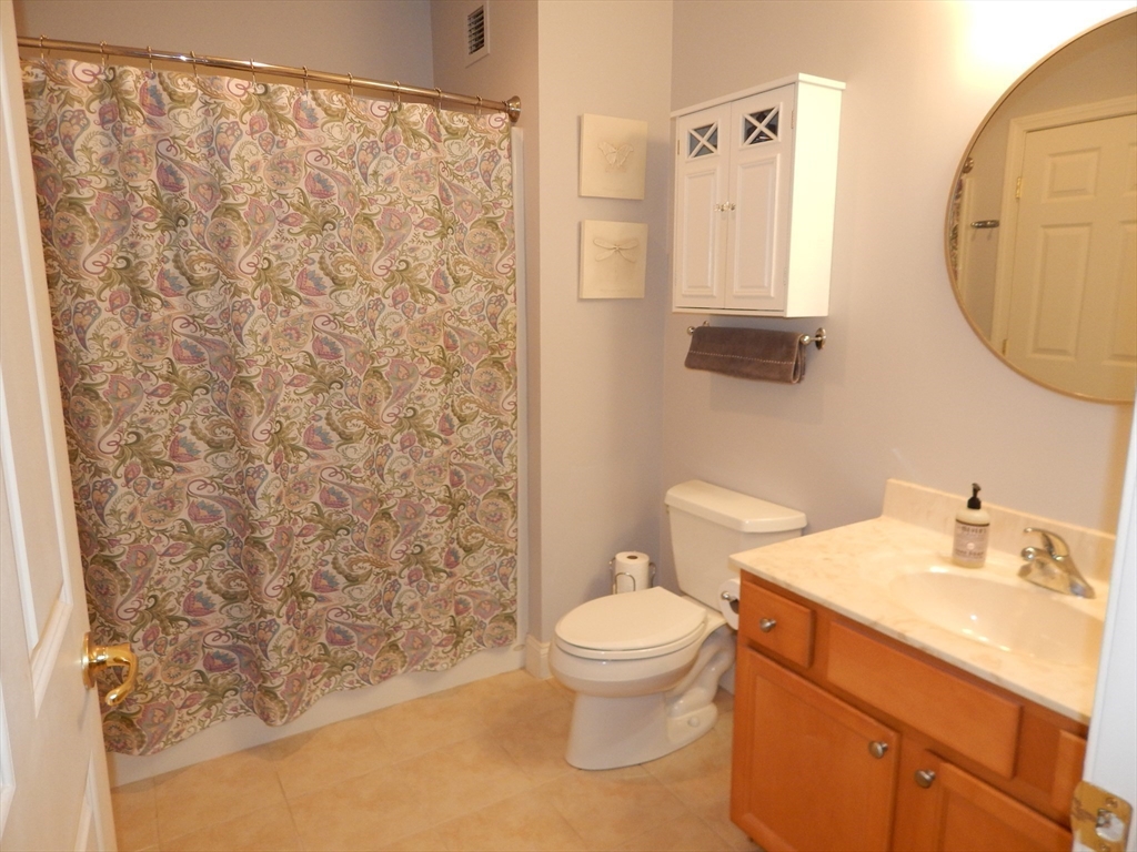 1 bed, 1 bath apartment for rent at 2105 Briarwood Village Unit 2105, Clinton — photo 16 of 34