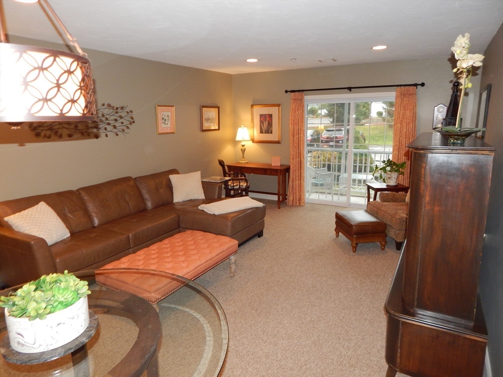 1 bed, 1 bath apartment for rent at 2105 Briarwood Village Unit 2105, Clinton — photo 10 of 34
