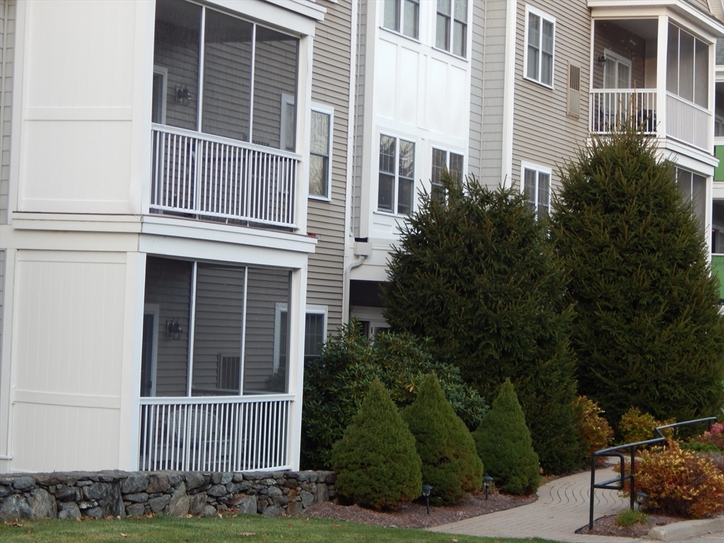 1 bed, 1 bath apartment for rent at 2105 Briarwood Village Unit 2105, Clinton — photo 26 of 34