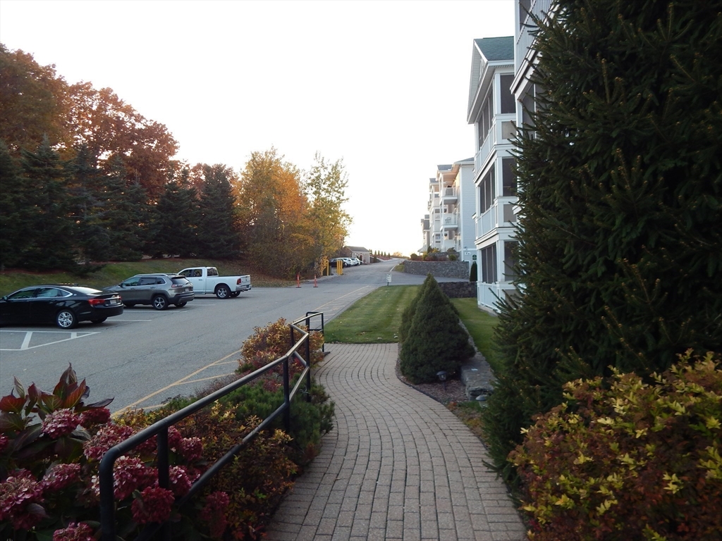 1 bed, 1 bath apartment for rent at 2105 Briarwood Village Unit 2105, Clinton — photo 30 of 34