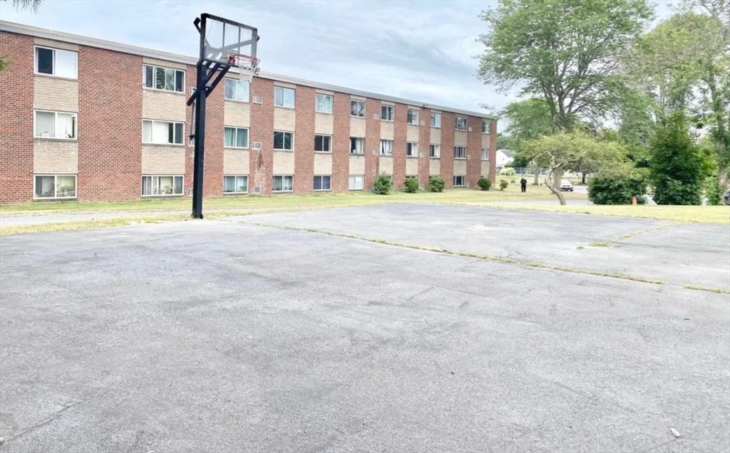 2 bed, 1 bath apartment for rent at 2108 Phillips Rd Unit 47, New Bedford — photo 1 of 5