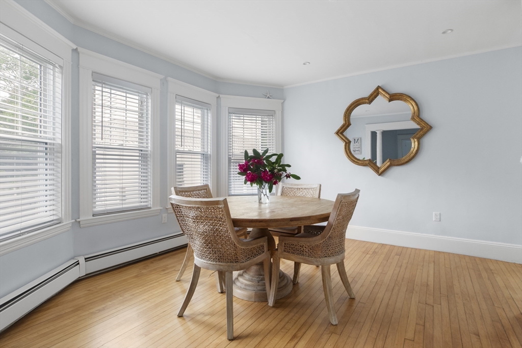 3 bed, 2 bath apartment for rent at 211 Castle Rd, Nahant — photo 8 of 12