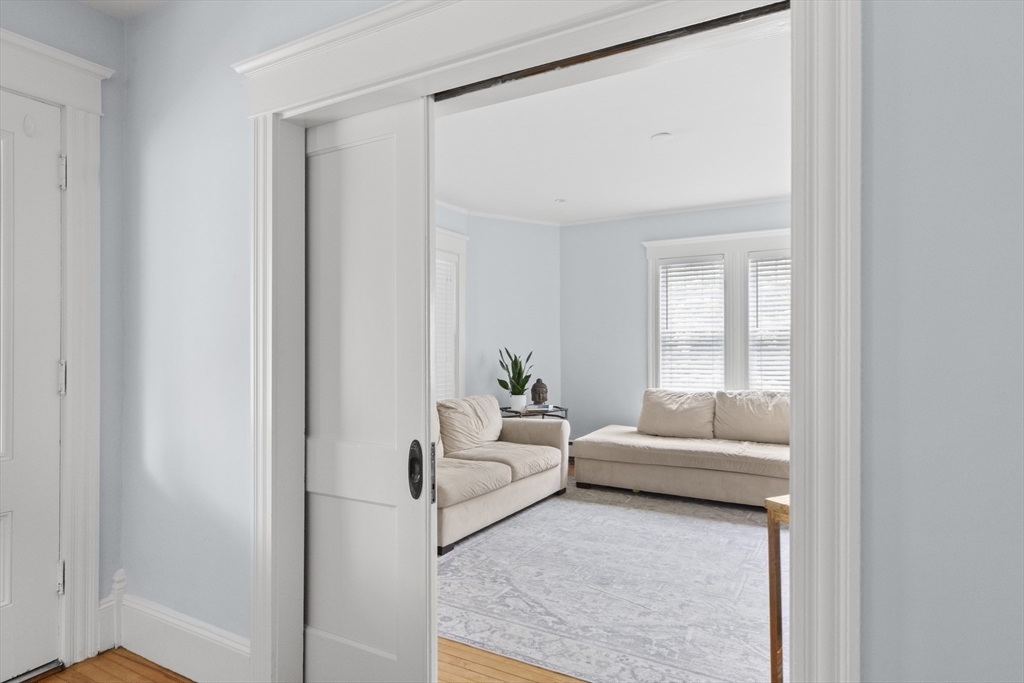 3 bed, 2 bath apartment for rent at 211 Castle Rd, Nahant — photo 9 of 12