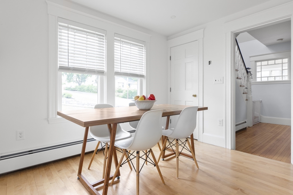3 bed, 2 bath apartment for rent at 211 Castle Rd, Nahant — photo 6 of 12