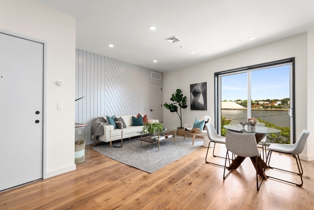 2 bed, 2 bath apartment for rent at 211 Condor St Unit 1, East Boston — photo 6 of 12