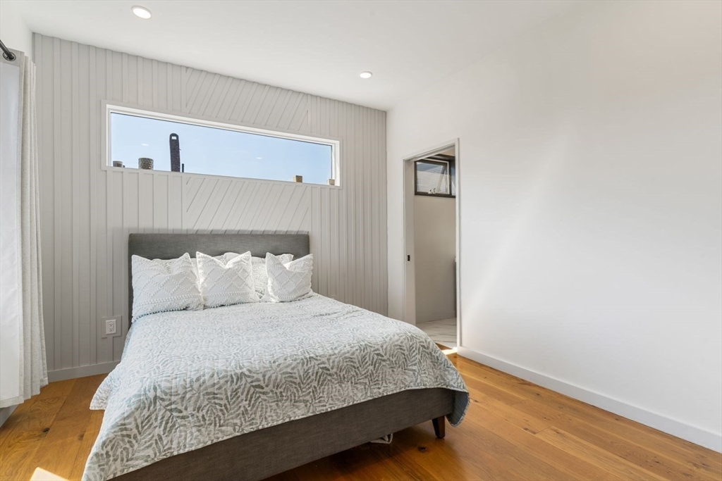 2 bed, 2 bath apartment for rent at 211 Condor St Unit 10, East Boston — photo 13 of 22