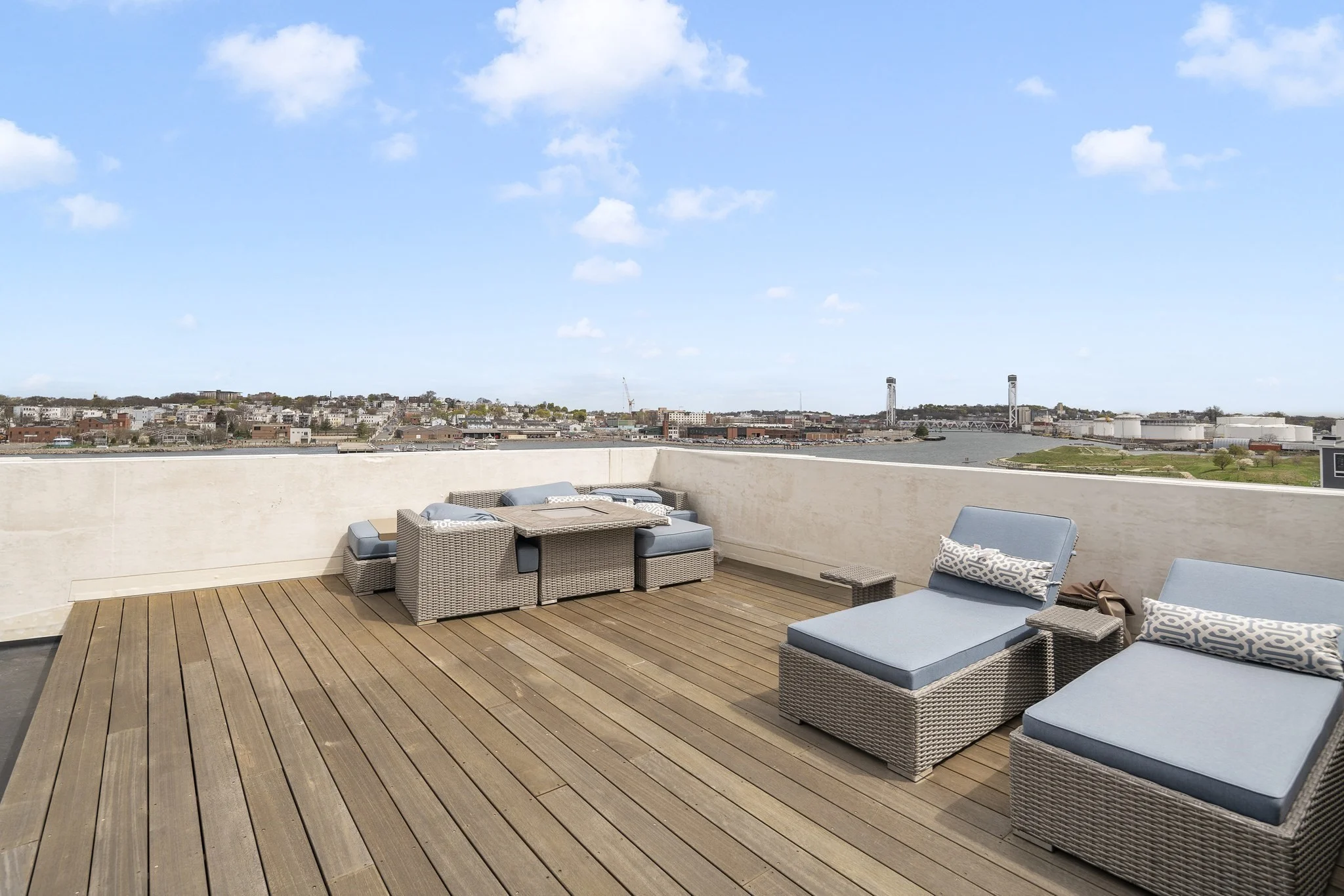2 bed, 2 bath apartment for rent at 211 Condor Unit 8, East Boston — photo 17 of 17