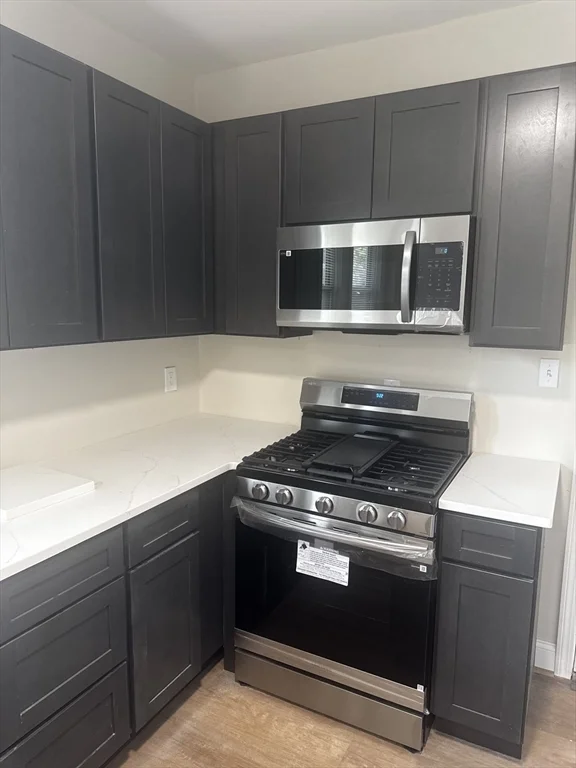 3 bed, 1 bath apartment for rent at 211 Delhi St Unit 2, Mattapan — photo 16 of 18