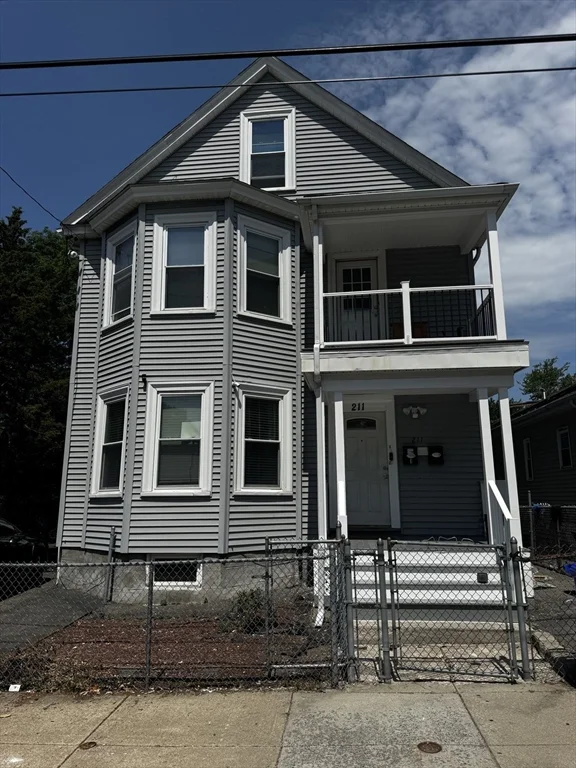 3 bed, 1 bath apartment for rent at 211 Delhi St Unit 2, Mattapan — photo 1 of 18