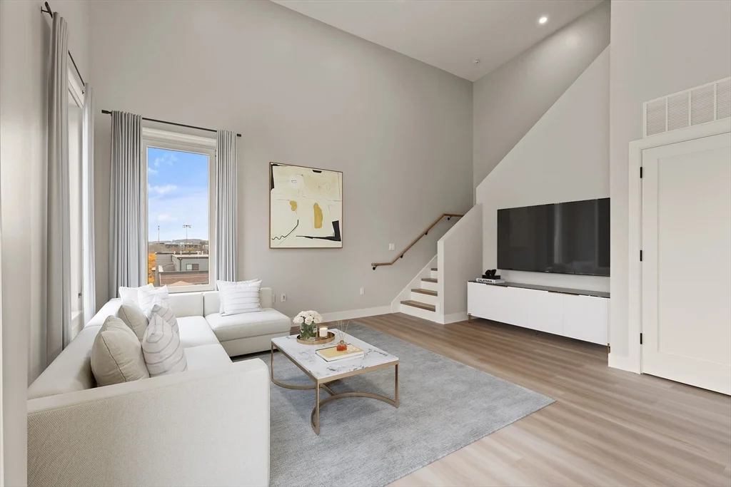 1 bed, 1 bath apartment for rent at 211 Green St Unit 501, Jamaica Plain — photo 3 of 14