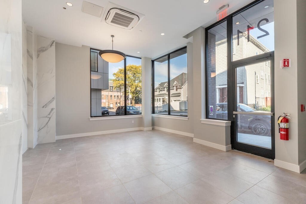 3 bed, 3 bath apartment for rent at 211 Green St Unit 503, Jamaica Plain — photo 13 of 16