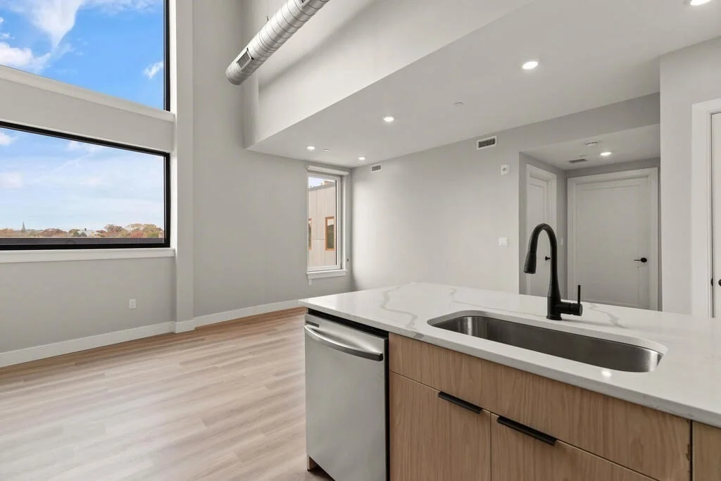 1 bed, 1 bath apartment for rent at 211 Green St Unit 504, Jamaica Plain — photo 1 of 12