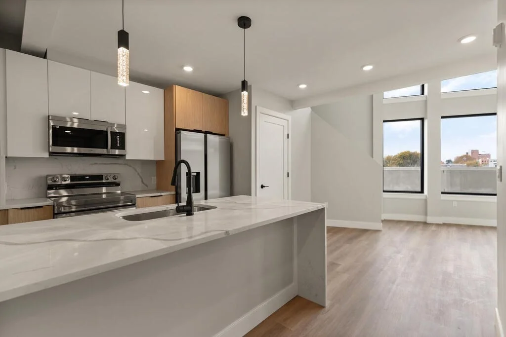 3 bed, 3 bath apartment for rent at 211 Green St Unit 509, Jamaica Plain — photo 2 of 17