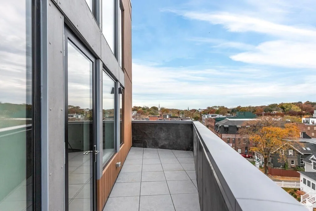 3 bed, 3 bath apartment for rent at 211 Green St Unit 509, Jamaica Plain — photo 9 of 17
