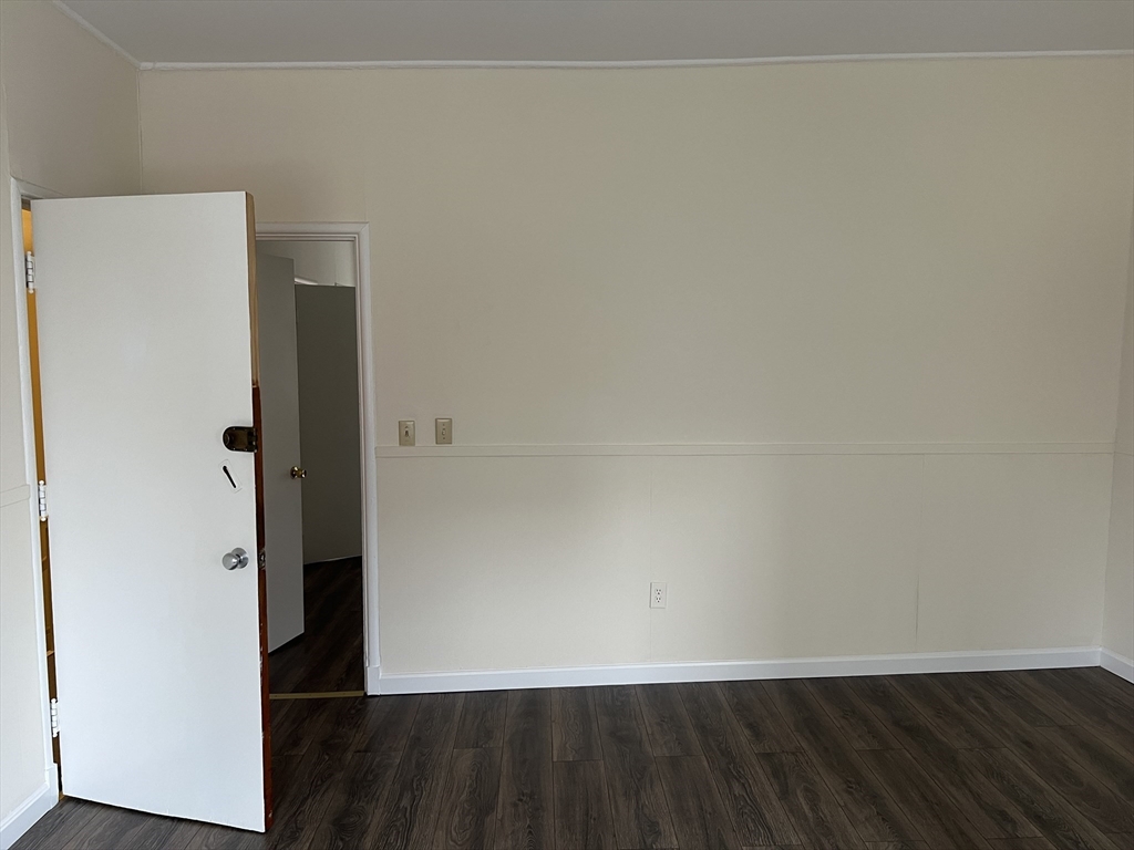 1 bed, 1 bath apartment for rent at 211 Harrison Ave Unit 5, Midtown — photo 7 of 9