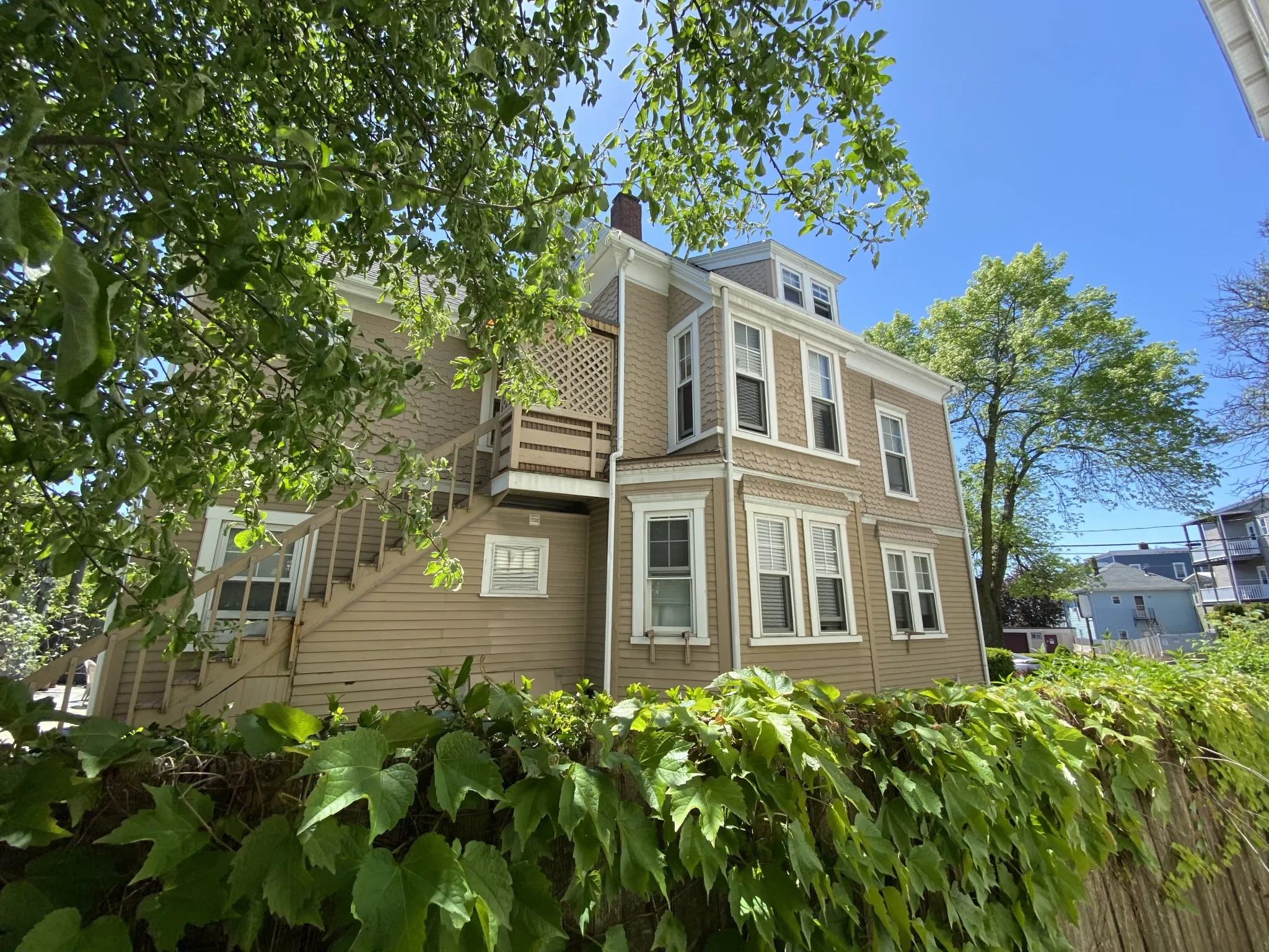 4 bed, 1 bath apartment for rent at 211 Holland St Unit 2, Teele Square — photo 43 of 44